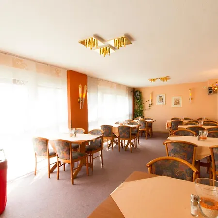 Otel Roemerstein 3*